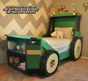 Tempat Tidur Anak Karakter Bentuk Mobil