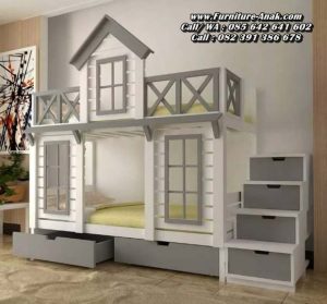 Tempat Tidur Tingkat Model Rumah Kayu