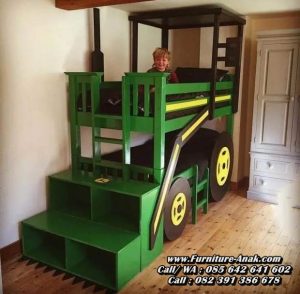 Tempat Tidur Anak Karakter Traktor Hijau