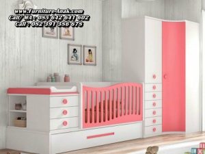 Tempat Tidur Bayi Perempuan Lengkap