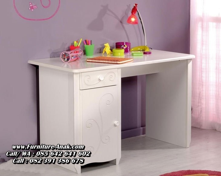 Meja Belajar Anak Minimalis Ukir Elegan