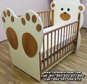 Tempat Tidur Bayi Karakter Bernard Bear