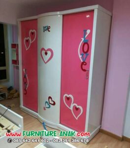 Lemari Pakaian Anak Perempuan Kayu Minimalis