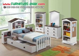 Set Kamar Tempat Tidur Anak Laki- Laki Putih