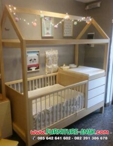Tempat Tidur Bayi Kayu Terbaru Minimalis